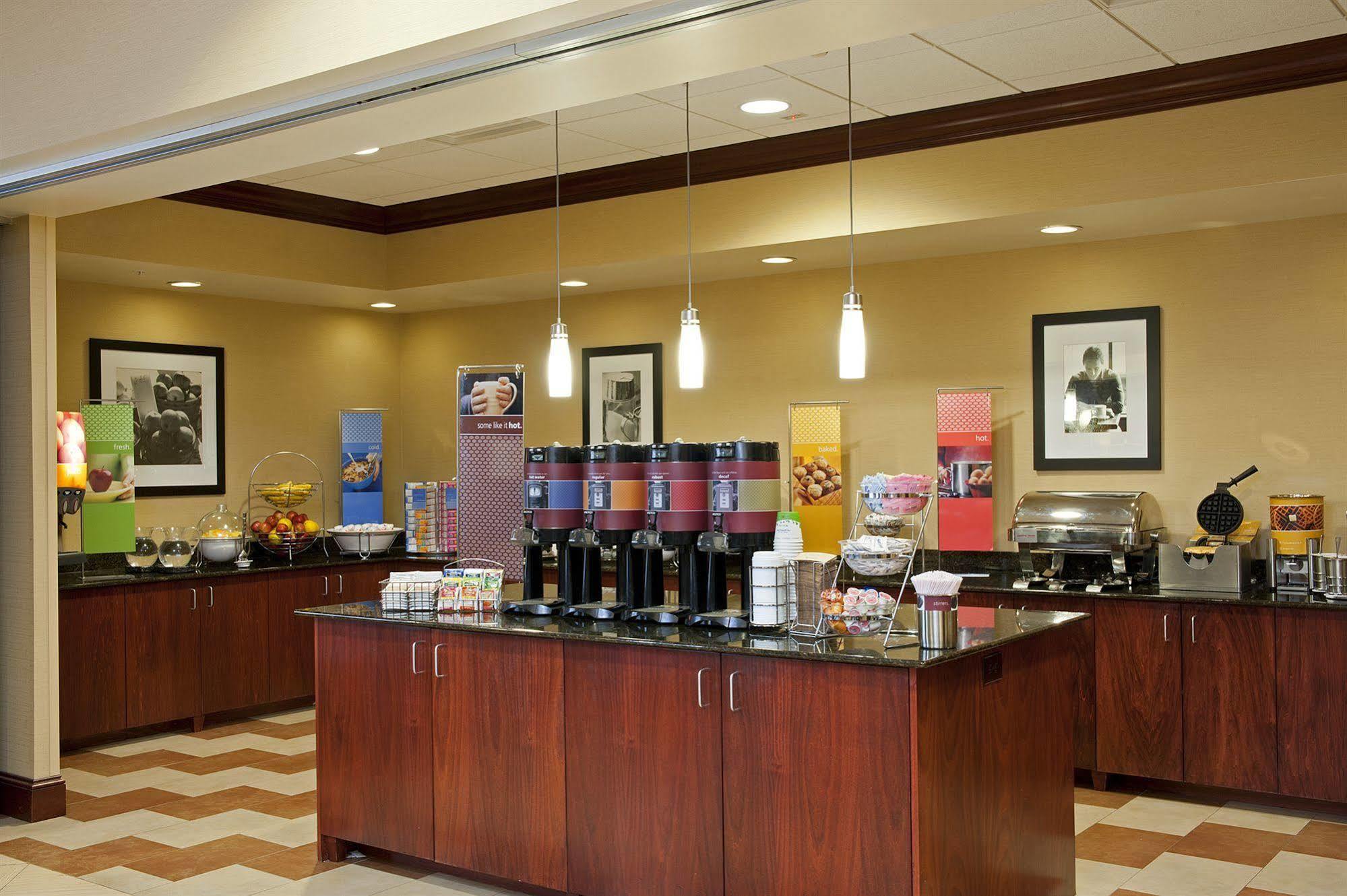 Hampton Inn Indianapolis Northwest - Park 100 Buitenkant foto